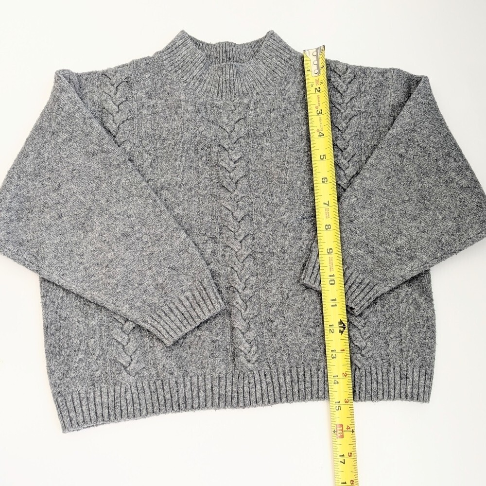 Uniqlo Kids Unisex (Size 3-4) Souffle Yarn Mock-Neck Gray Cable-Knit Sweater - Picture 6 of 11